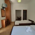 Chrysa's Отель *