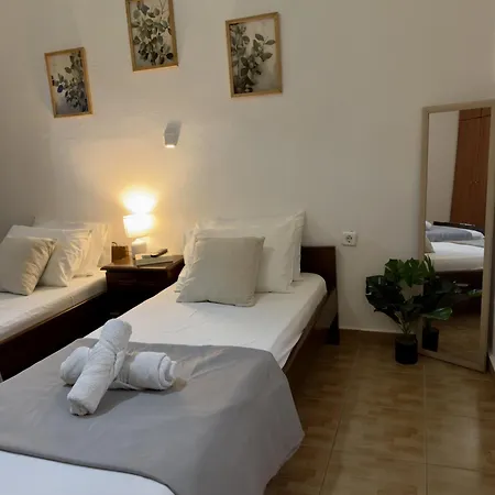 Chrysa's Hotel