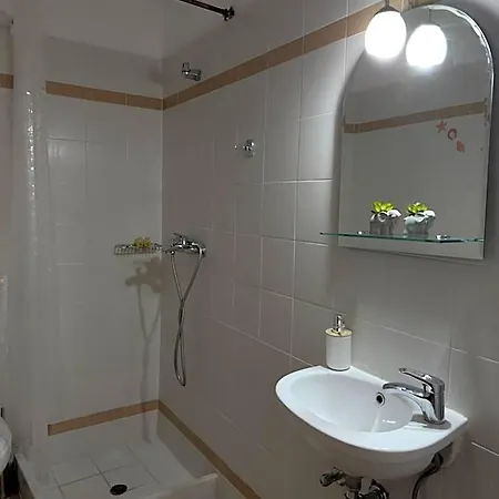 Chrysa's Hotel Loutra Edipsou (Evia)